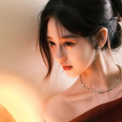 远山淡影